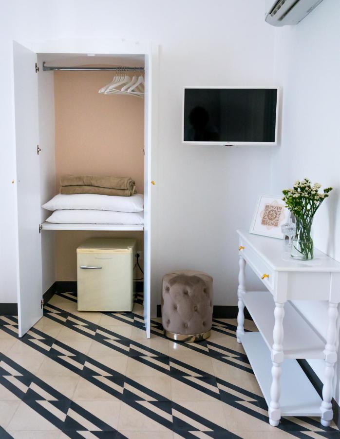لوكوروتوندو Villa Aurelia Suites And Apartments المظهر الخارجي الصورة