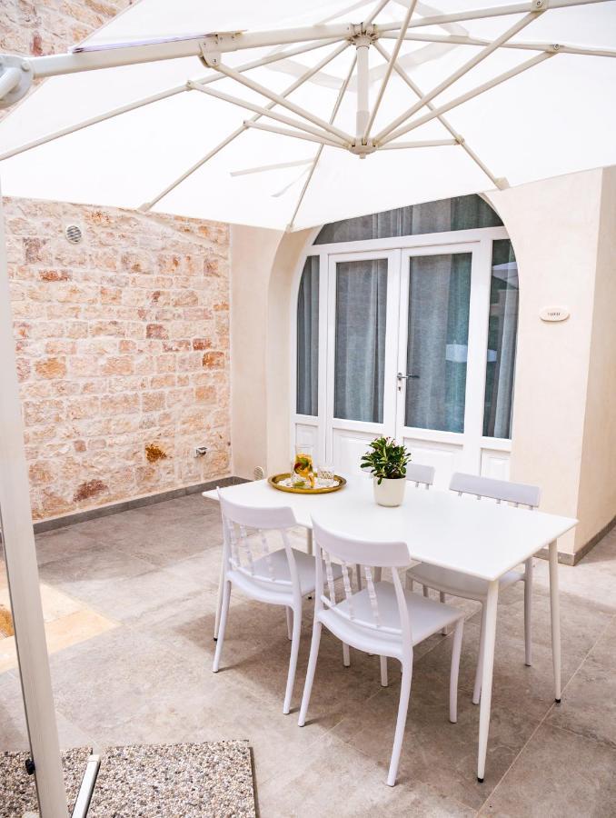 لوكوروتوندو Villa Aurelia Suites And Apartments المظهر الخارجي الصورة
