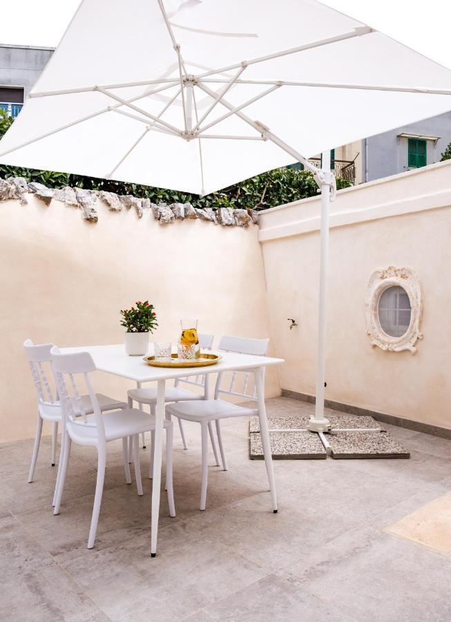 لوكوروتوندو Villa Aurelia Suites And Apartments المظهر الخارجي الصورة